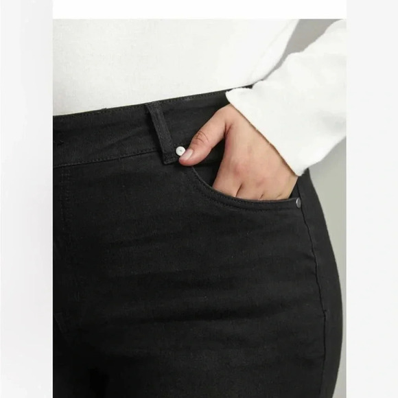 Bloomchic Black Flare Leg High Rise Full Length Jeans Size 26 - Picture 4 of 12